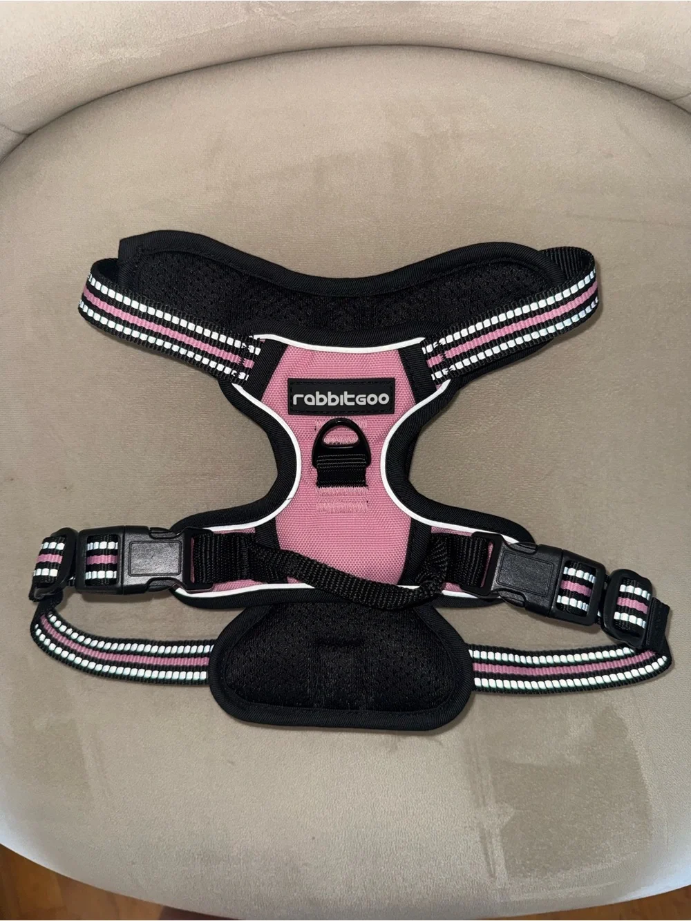 Rabbitgoo Pink Classic Fit No Pull Front and Back Clip Dog Harness Size Small